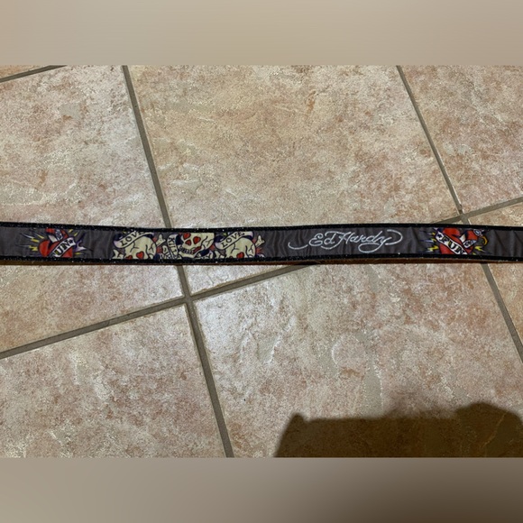 Ed hardy belt! Size L fits like a M - Picture 5 of 8